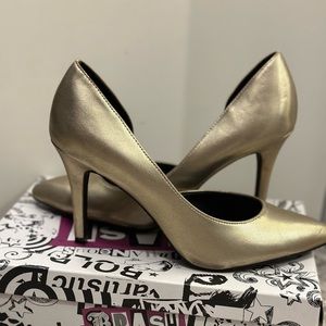 Metallic gold heels